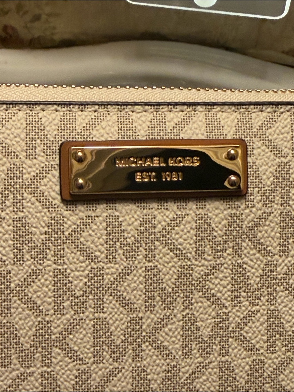 Michael Kors Signature Wristlet Wallet in Vanilla/Tan - Picture 13 of 16